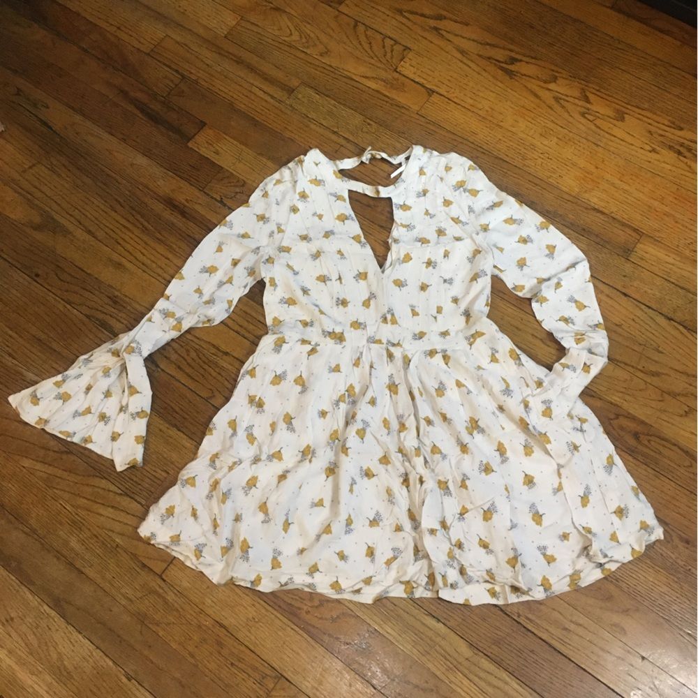 Free People sz 8 off white beige cream yellow floral mini dress long sleeve